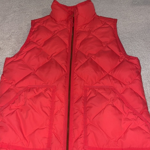 J crew Factory puffer vest coral size XS - Picture 3 of 4